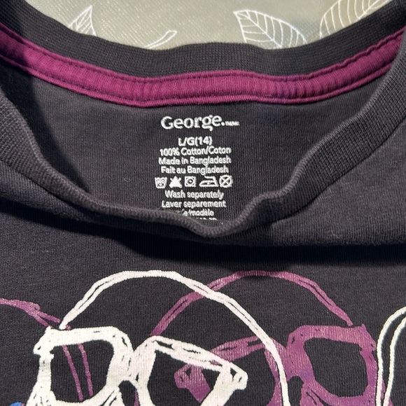 Kids George T-Shirt. - Picture 3 of 4